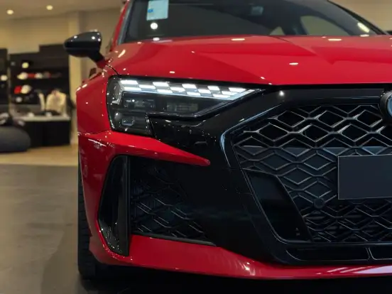 AUDI-RS3-2025