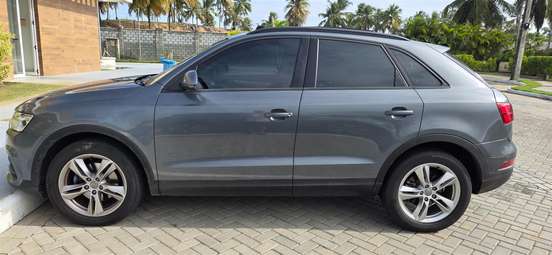 AUDI-Q3-2016