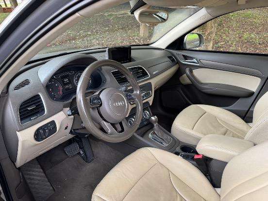 AUDI-Q3-2013