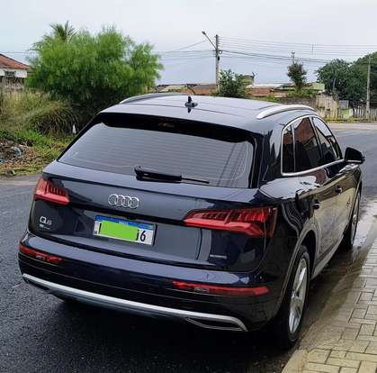 AUDI-Q5-2020