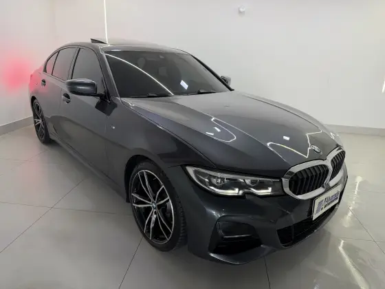 BMW 320i 2.0 16V TURBO FLEX M SPORT AUTOMÁTICO BMW 320i 2.0 16V TURBO FLEX M SPORT AUTOMÁTICO