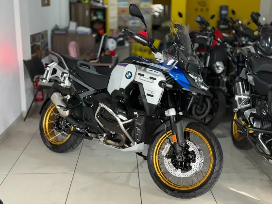 BMW R 1300 GS ADVENTURE TROPHY BMW R 1300 GS ADVENTURE TROPHY