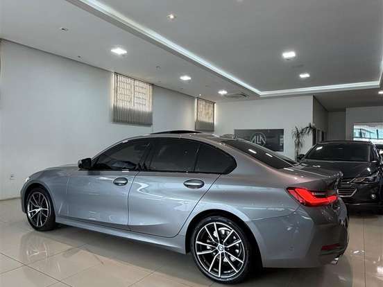 BMW-320i-2.0 16V TURBO FLEX SPORT GP AUTOMÁTICO BMW-320i-2024