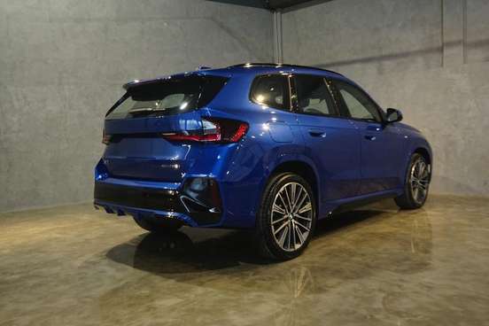 BMW-X1-2024