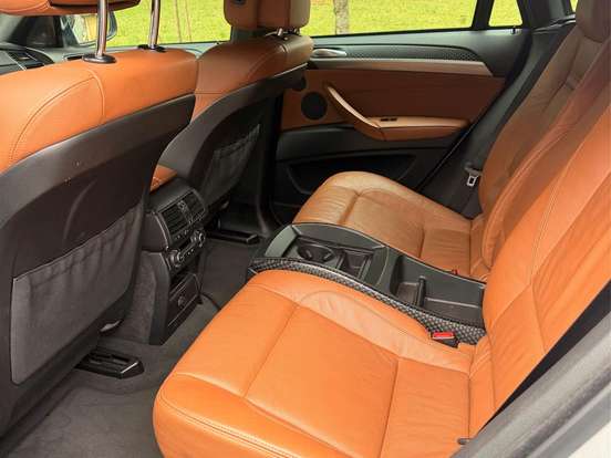 BMW-X6-4.4 50I 4X4 COUPÉ 8 CILINDROS 32V BI-TURBO GASOLINA 4P AUTOMÁTICO BMW-X6-2009