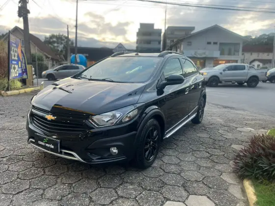 CHEVROLET ONIX 1.4 MPFI ACTIV 8V FLEX 4P AUTOMÁTICO