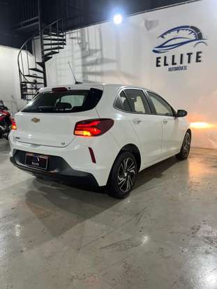 CHEVROLET-ONIX-2024