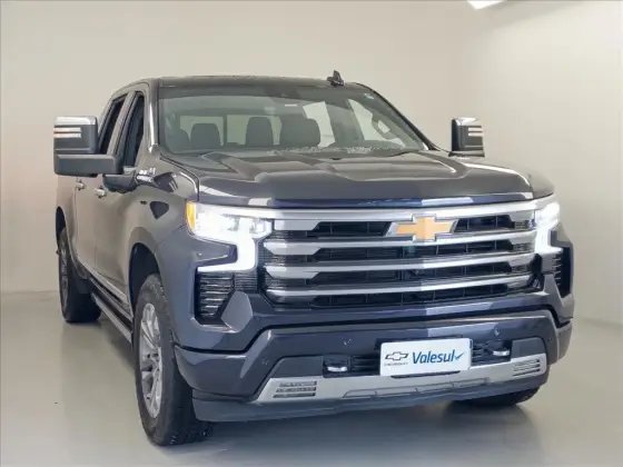 CHEVROLET SILVERADO 5.3 V8 GASOLINA 1500 HIGH COUNTRY 4X4 AUTOMÁTICO CHEVROLET SILVERADO 5.3 V8 GASOLINA 1500 HIGH COUNTRY 4X4 AUTOMÁTICO
