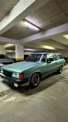 CHEVROLET-CARAVAN-1989