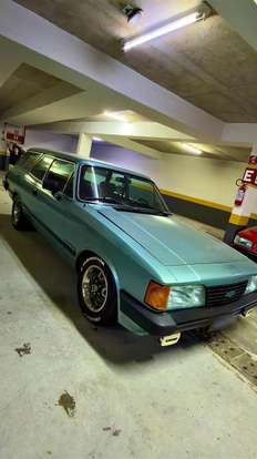 CHEVROLET-CARAVAN-1989