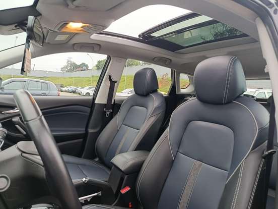 CHEVROLET-TRACKER-2023