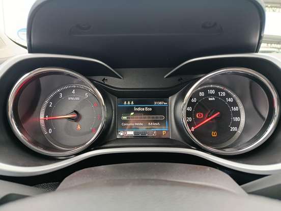 CHEVROLET-TRACKER-2023