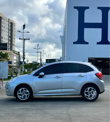 CITROËN C3 1.6 VTI 120 FLEX EXCLUSIVE EAT6