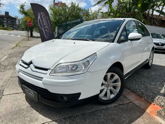 CITROËN C4 2.0 GLX 16V FLEX 4P AUTOMÁTICO CITROËN C4 2.0 GLX 16V FLEX 4P AUTOMÁTICO