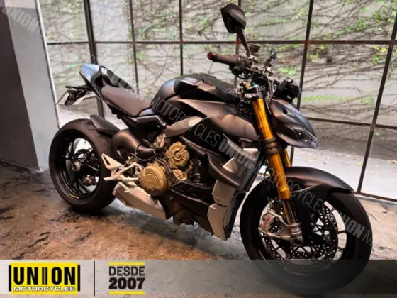 DUCATI STREETFIGHTER V4 S 