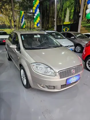 FIAT LINEA 1.9 MPI ABSOLUTE 16V FLEX 4P AUTOMATIZADO FIAT LINEA 1.9 MPI ABSOLUTE 16V FLEX 4P AUTOMATIZADO