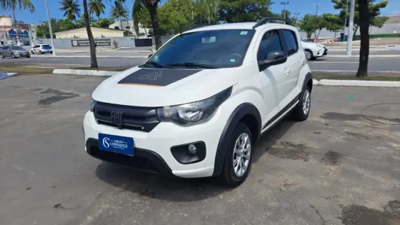 FIAT MOBI 1.0 FIREFLY FLEX TREKKING MANUAL FIAT MOBI 1.0 FIREFLY FLEX TREKKING MANUAL