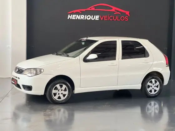 FIAT PALIO 1.0 MPI FIRE 8V FLEX 4P MANUAL FIAT PALIO 1.0 MPI FIRE 8V FLEX 4P MANUAL