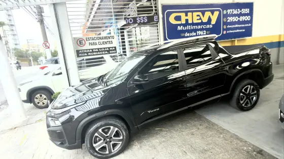 FIAT TORO 1.3 TURBO 270 FLEX FREEDOM AT6 FIAT TORO 1.3 TURBO 270 FLEX FREEDOM AT6