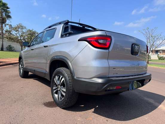 FIAT-TORO-2023