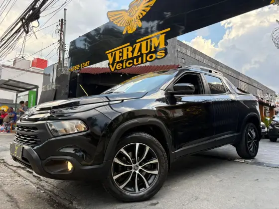FIAT TORO 2.0 16V TURBO DIESEL ULTRA 4WD AT9 FIAT TORO 2.0 16V TURBO DIESEL ULTRA 4WD AT9
