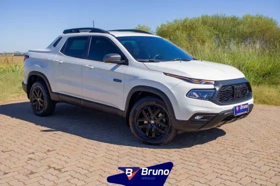 FIAT TORO 2.0 16V TURBO DIESEL ULTRA 4WD AT9 FIAT TORO 2.0 16V TURBO DIESEL ULTRA 4WD AT9