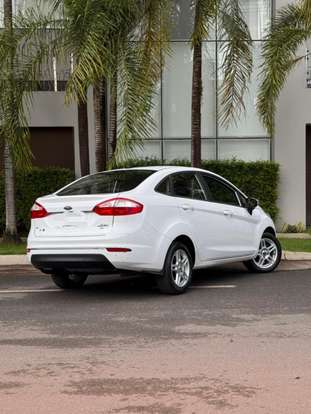 FORD-FIESTA-2017