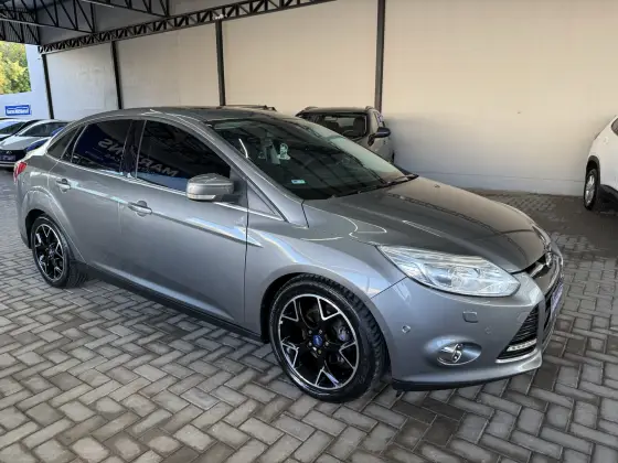 FORD FOCUS 2.0 TITANIUM PLUS 16V FLEX 4P POWERSHIFT