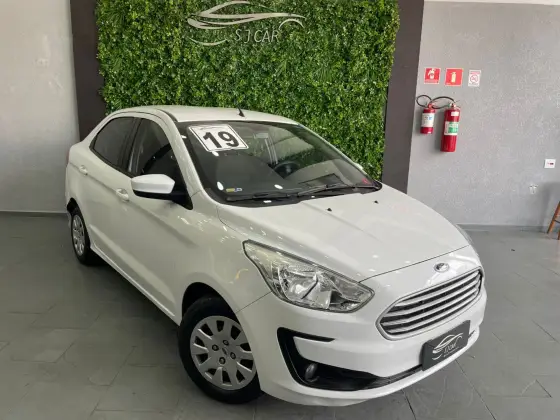 FORD KA 1.0 TI-VCT FLEX SE PLUS SEDAN MANUAL FORD KA 1.0 TI-VCT FLEX SE PLUS SEDAN MANUAL