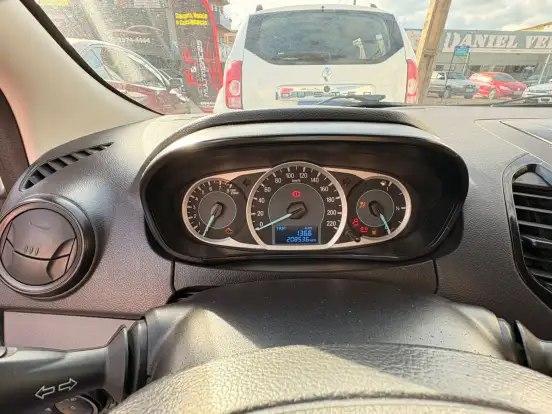 FORD-KA-1.5 SIGMA FLEX SE MANUAL FORD-KA-2015