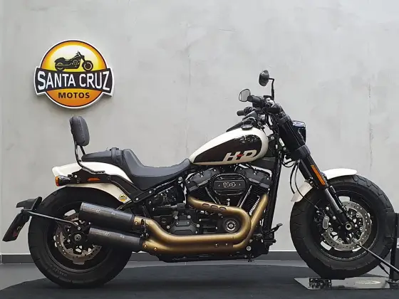 HARLEY-DAVIDSON SOFTAIL FAT BOB 114 