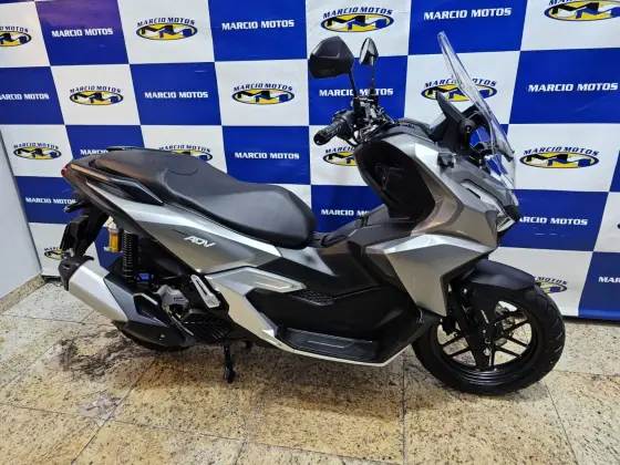 HONDA ADV 