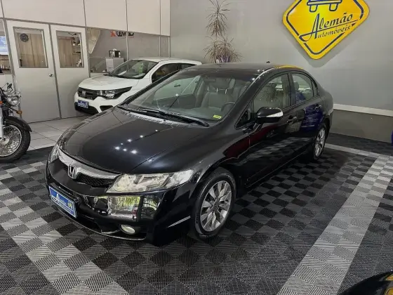 HONDA CIVIC 1.8 LXL 16V FLEX 4P MANUAL HONDA CIVIC 1.8 LXL 16V FLEX 4P MANUAL