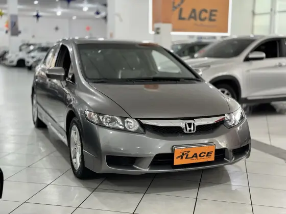 HONDA CIVIC 1.8 LXS 16V FLEX 4P MANUAL