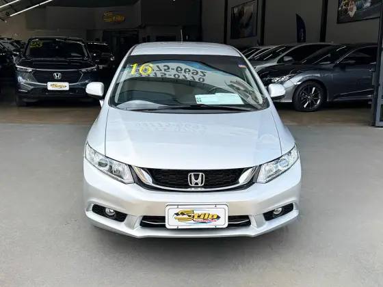 HONDA CIVIC 2.0 LXR 16V FLEX 4P AUTOMÁTICO HONDA CIVIC 2.0 LXR 16V FLEX 4P AUTOMÁTICO