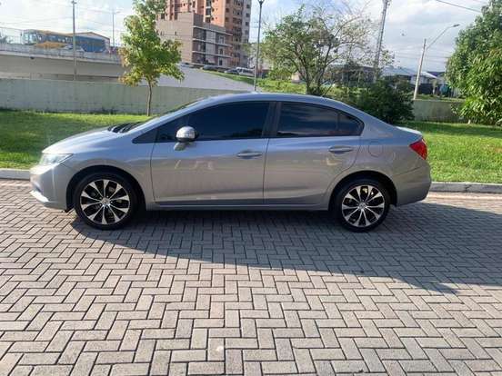 HONDA-CIVIC-2015
