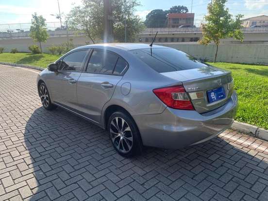HONDA-CIVIC-2015