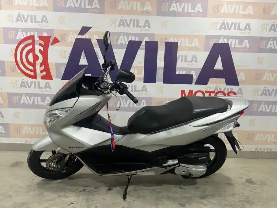 HONDA-PCX-2017