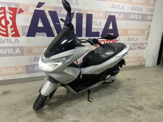 HONDA-PCX-2017