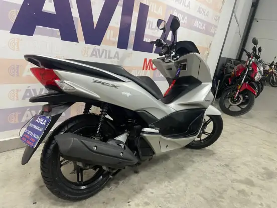 HONDA-PCX-2017