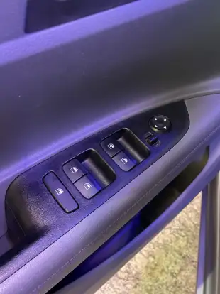 HYUNDAI-HB20S-2023