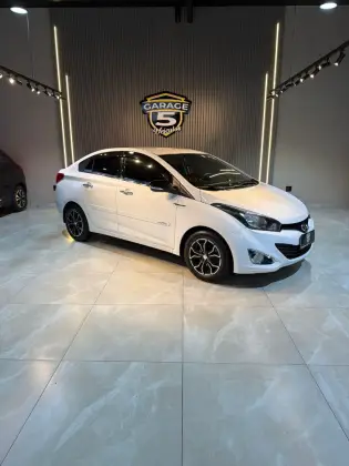 HYUNDAI HB20S 1.6 COMFORT PLUS 16V FLEX 4P MANUAL