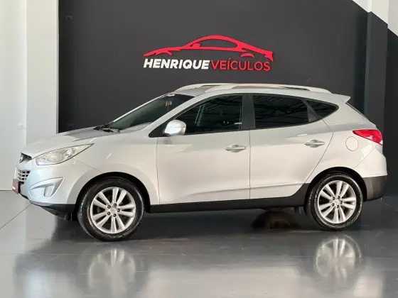 HYUNDAI IX35 2.0 MPFI XLS 4X2 16V GASOLINA 4P AUTOMÁTICO HYUNDAI IX35 2.0 MPFI XLS 4X2 16V GASOLINA 4P AUTOMÁTICO