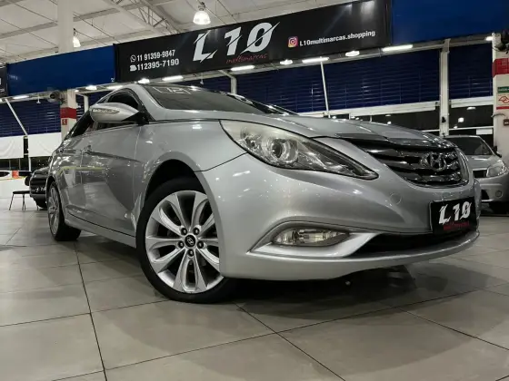 HYUNDAI SONATA 2.4 MPFI I4 16V 182CV GASOLINA 4P AUTOMÁTICO HYUNDAI SONATA 2.4 MPFI I4 16V 182CV GASOLINA 4P AUTOMÁTICO