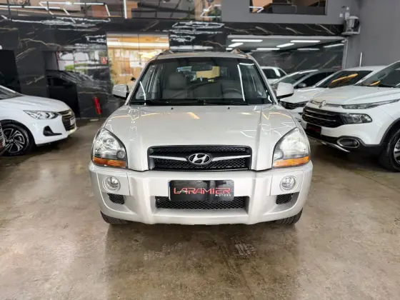 HYUNDAI TUCSON 2.0 MPFI GL 16V 142CV 2WD GASOLINA 4P MANUAL