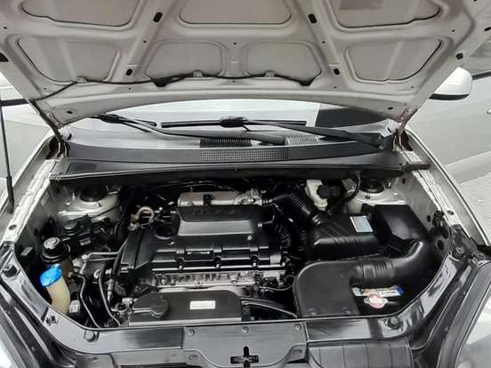 HYUNDAI-TUCSON-2.0 MPFI GL 16V 2WD GASOLINA 4P AUTOMÁTICO HYUNDAI-TUCSON-2011