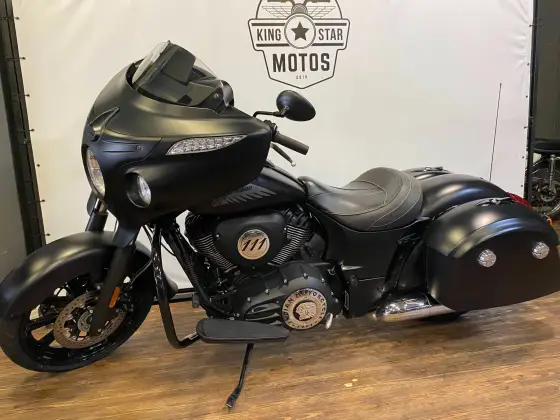 INDIAN CHIEFTAIN DARK HORSE 