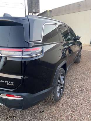 JEEP-COMMANDER-2021