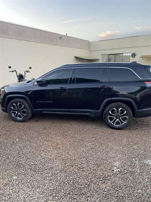 JEEP-COMMANDER-2021
