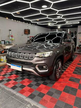 JEEP COMPASS 2.0 TD350 TURBO DIESEL LIMITED AT9